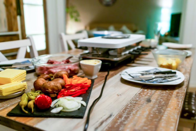 Associer légumes et féculents pour des recettes de raclette plus saine